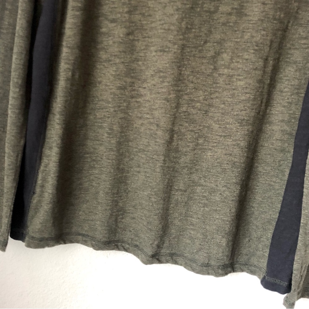 \Rock & Republic\• Men’s Pieced Henley Shirt - Picture 14 of 16